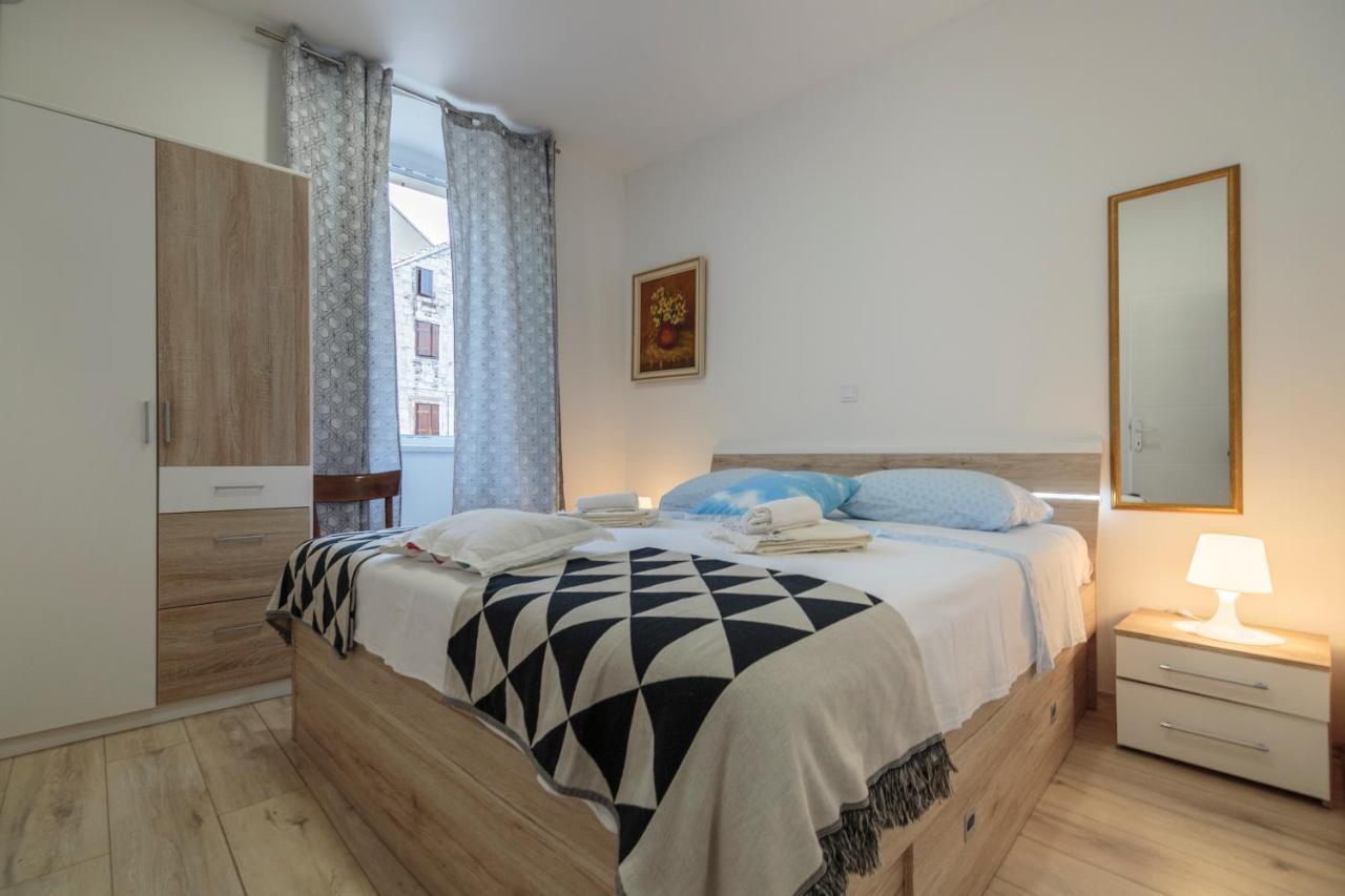 Apartment Esa Komiža Buitenkant foto